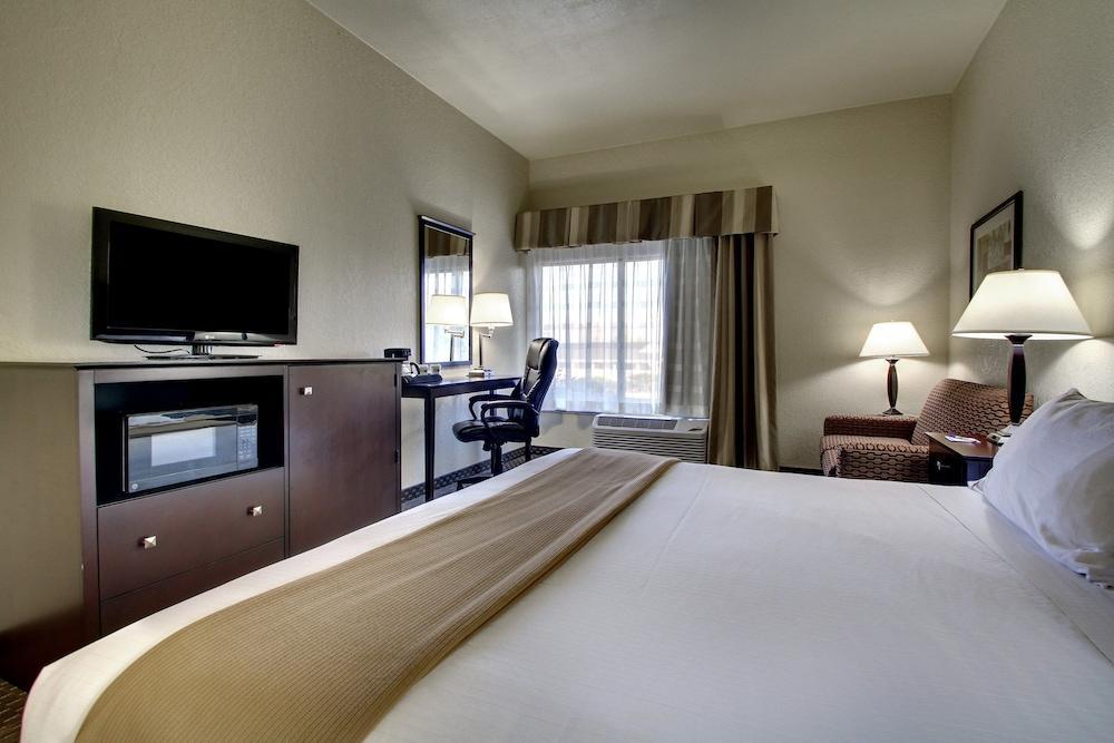Comfort Inn & Suites Dahlonega University Area Ngoại thất bức ảnh