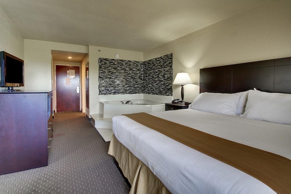 Comfort Inn & Suites Dahlonega University Area Ngoại thất bức ảnh