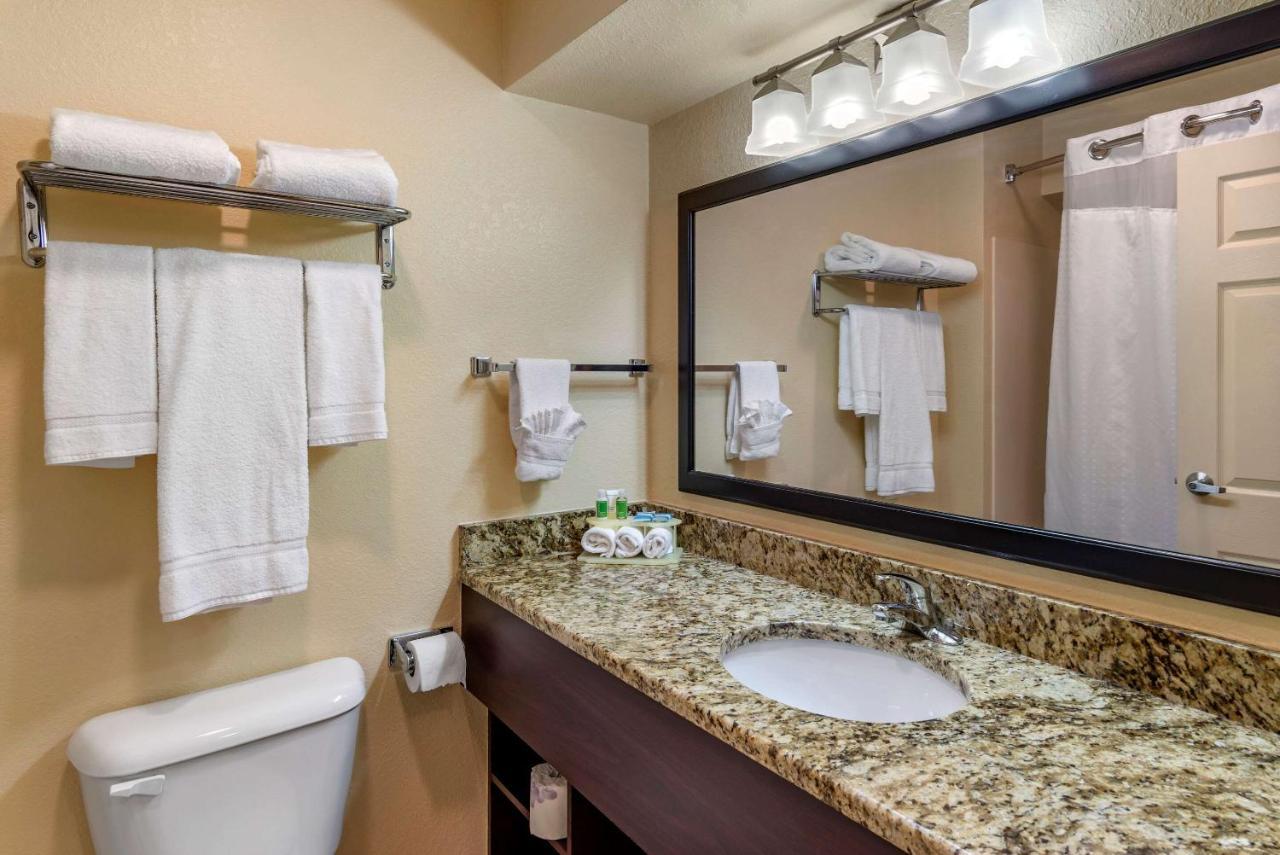 Comfort Inn & Suites Dahlonega University Area Ngoại thất bức ảnh