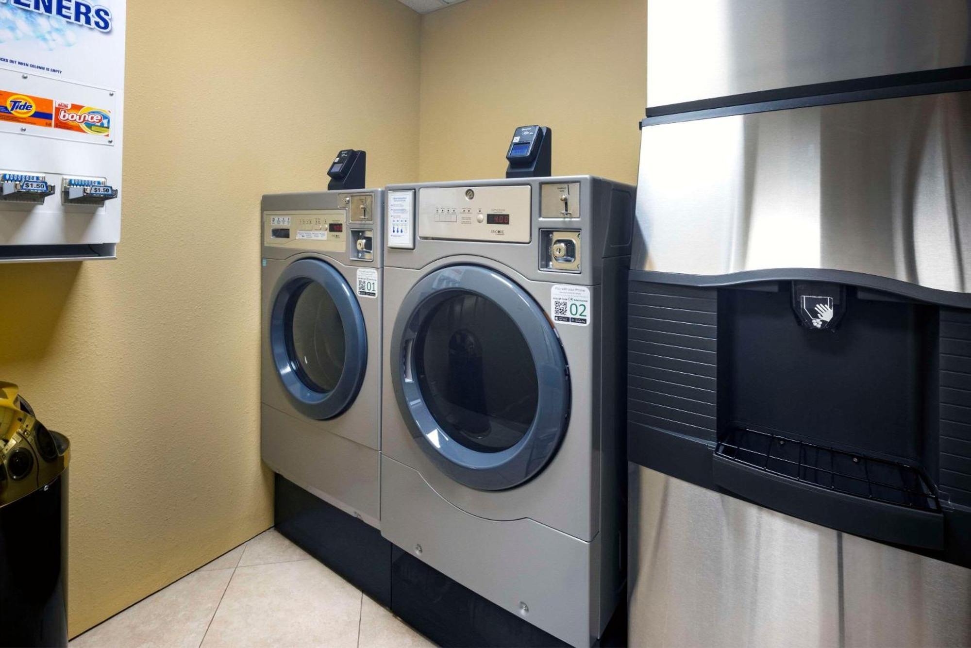 Comfort Inn & Suites Dahlonega University Area Ngoại thất bức ảnh