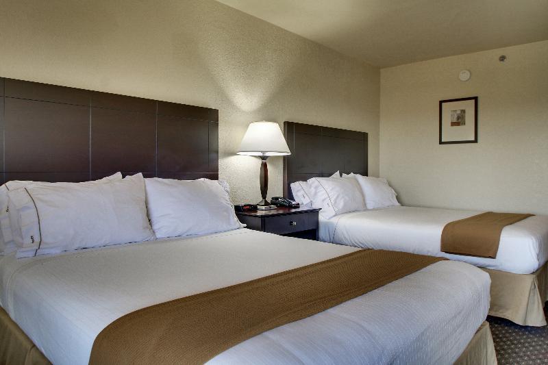 Comfort Inn & Suites Dahlonega University Area Ngoại thất bức ảnh